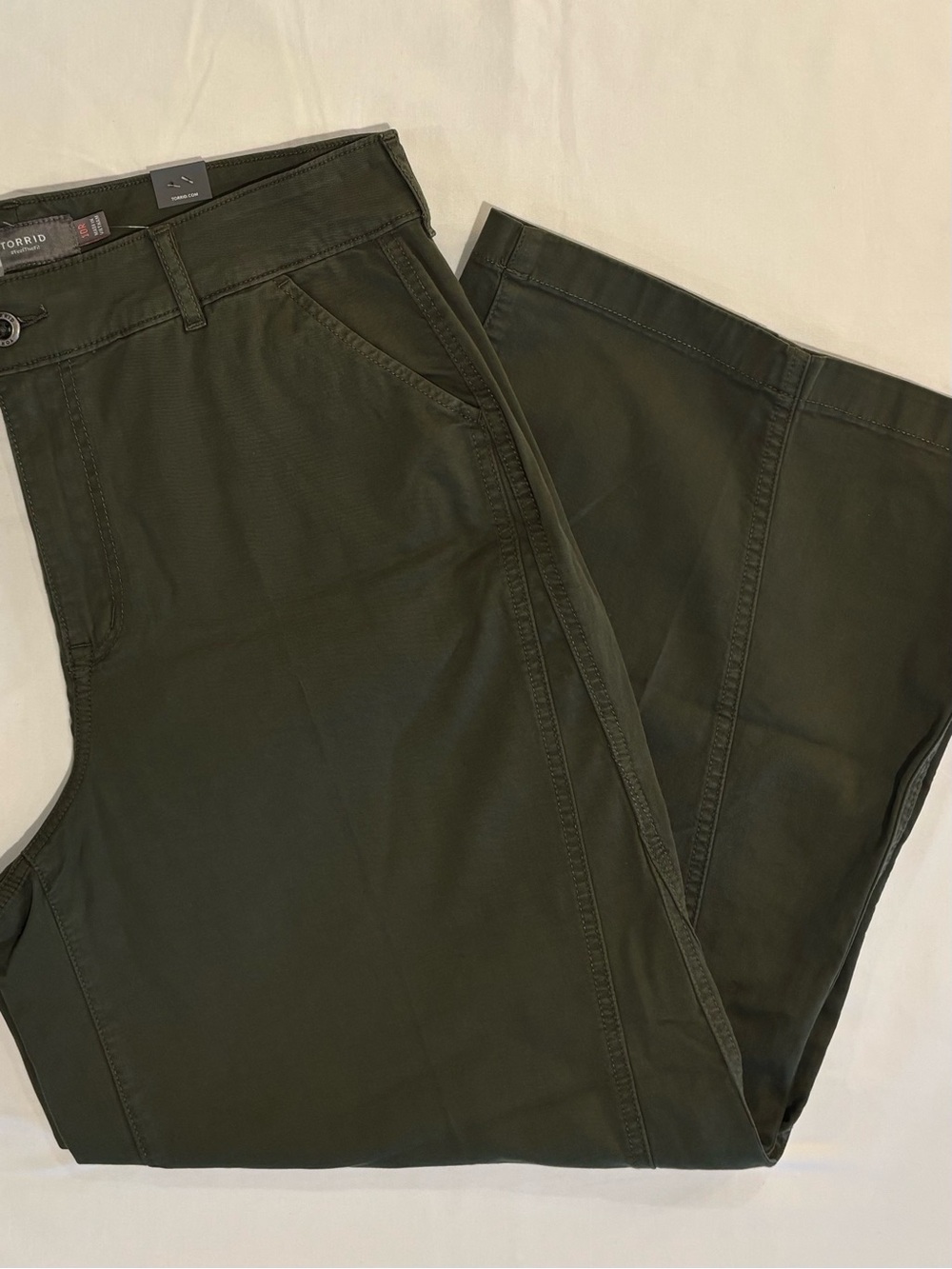 Torrid Dark Olive Green Wide-Leg Chinos Size 10